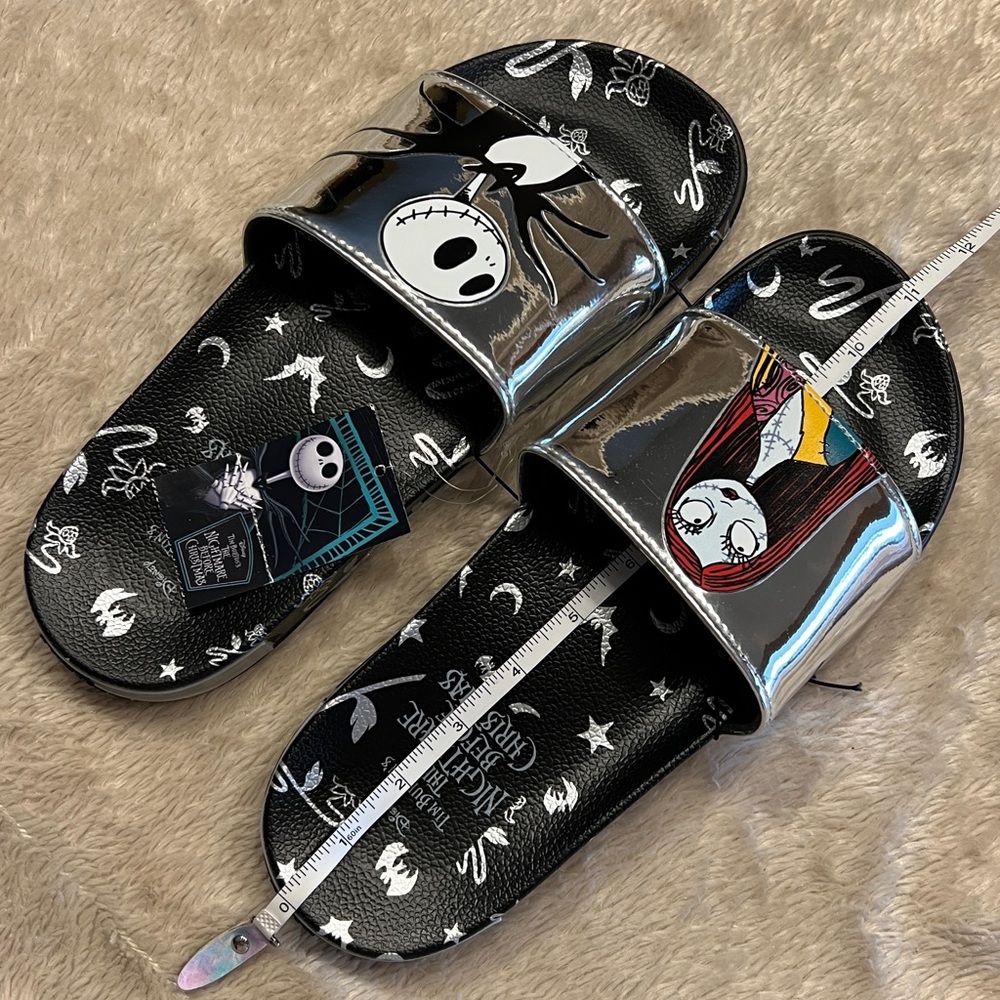 DISNEY Tim Burton's Nightmare Before
Christmas Slides - Picture 10 of 10
